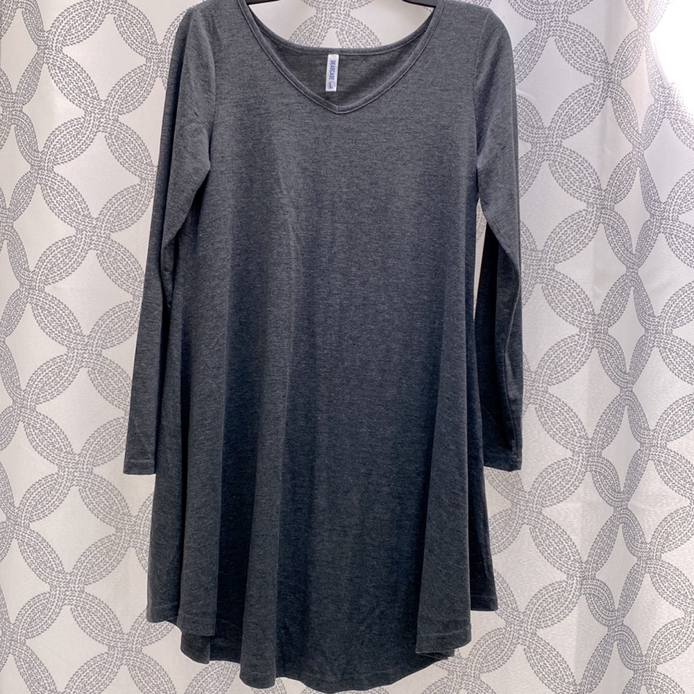 Dearcase long sleeve swing dress, size L - Picture 4 of 4